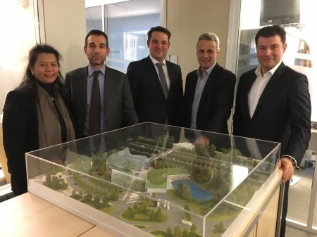 De gauche à droite : Ann Tingson Fouilleul, Responsable du développement, SUBWAY® - Gilles Fougedoire, Directeur du Développement Areas - Justin Goes, Directeur Régional SUBWAY® - Didier Cazelles, Directeur Général Autoroutes France - Areas Europe du Nord - Sascha Stokic, Project Manager, SUBWAY®