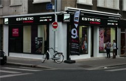 La franchise de beauté inaugure son nouveau centre en présence de Miss France