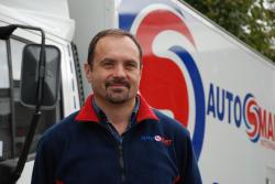 Témoignage de Théo Jacky, adhérent à la franchise de distribution de produits d&rsquo;entretien automobile