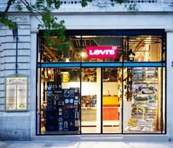 La franchise de prêt à  porter dévoile son nouveau concept store