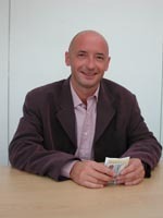 Interview de Philippe Delfau et de Thierry Cotillard, franchiseurs Vêti