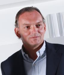 Stéphane Bardoult rejoint le réseau de meuble
