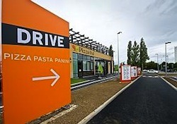 La franchise de pizza et restauration italienne développe son concept drive