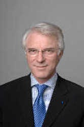 Michel Kahn publie la 6e édition de Franchise et Partenariat