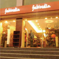 Brèves sur les franchises internationales