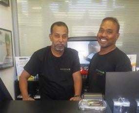 Aridasse et Jean-Luc, nouveaux franchisés Point d'Encre