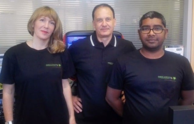 L'équipe Point d'Encre Quatre-Bornes: Nina, Jean-Marc et Pascal