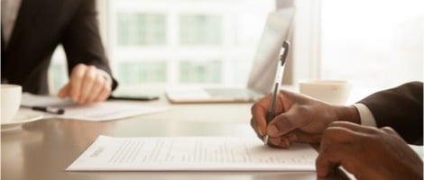 Quelle est la différence entre franchise et partenariat ?