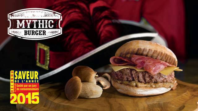 Burger D'Artagnan: viande de boeuf accompagnée par du bacon croustillant, un comté AOC et une crème de cèpes