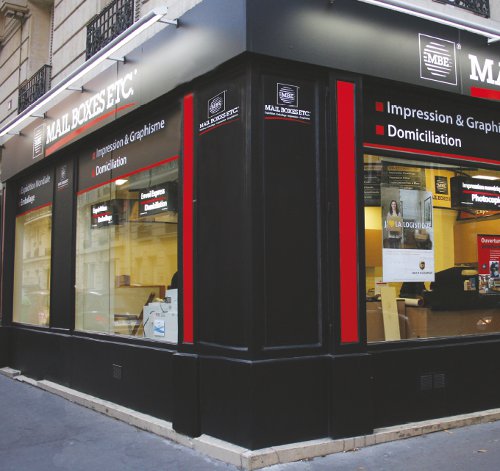 Retrilog ouvre un centre Mail Boxes Etc.