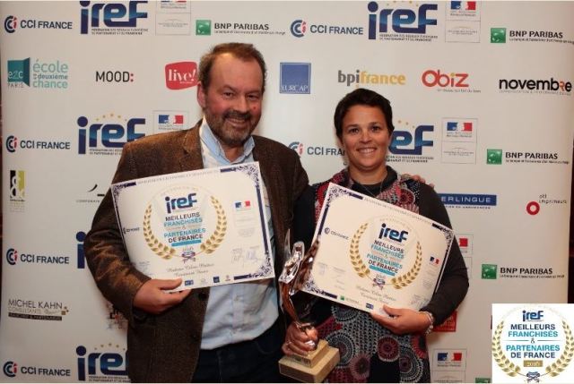 Carrément Fleurs, récompensé par l&rsquo;IREF, ouvre son trentième magasin