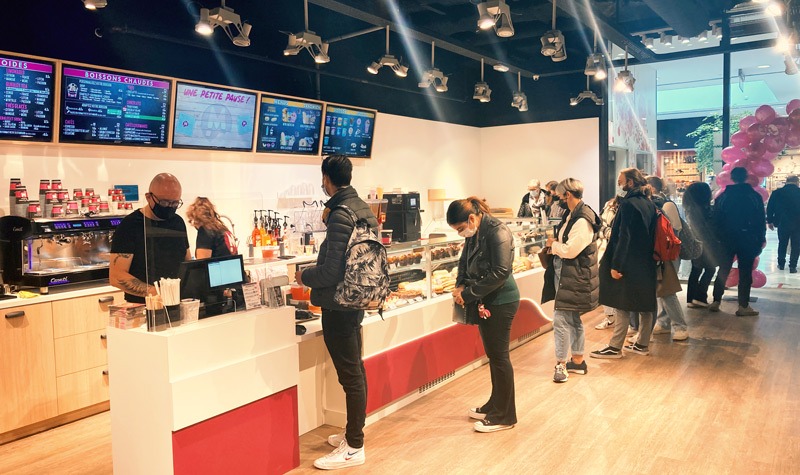 Intérieur point de vente Miss Cookies Coffee