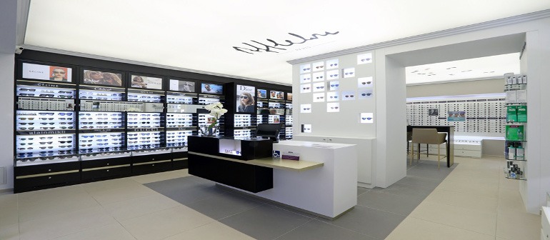 La franchise Alain Afflelou a pour objectif d&rsquo;atteindre 1000 magasins en France