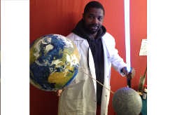 La franchise Les Savants Fous vue par son adhérent, Daivis Saint-Germain