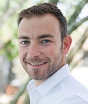 Mathieu Menut, franchisé Les Menus Services à Marseille Sud