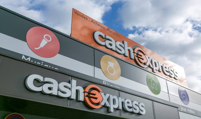 Mathieu Caulat et Aurélie Duvignau, franchisés Cash Express à Auch - 32