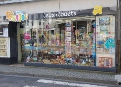 Un magasin de jouets change d&rsquo;enseigne pour adopter le concept Jouets Sajou
