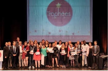 Les intervenantes Vivaservices  récompensées lors des Trophées SAPRA