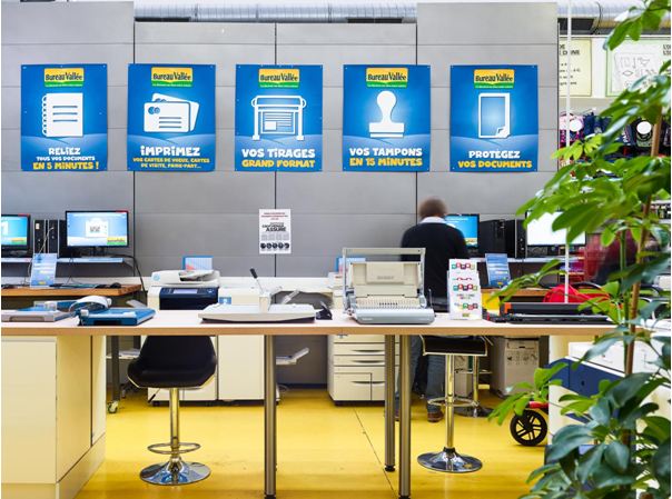 Bureau Vallée propose un service de proximité aux clients