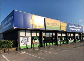 La franchise Bureau Vallée signe une ouverture en Italie