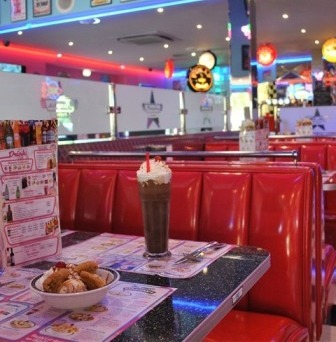 Intérieur restaurant franchisé Memphis