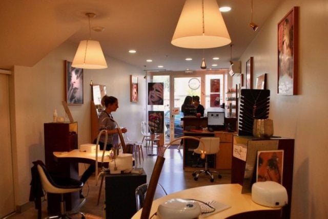 Intérieur institut franchisé L'Onglerie à Mont-de-Marsan