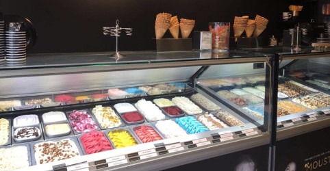 La franchise Moustache propose ses glaces artisanales à Toulouse
