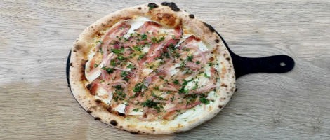 L’enseigne Pizza Cosy et Alexia Duchêne créent « La Pizza du Marché »