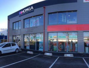 Homkia poursuit son développement