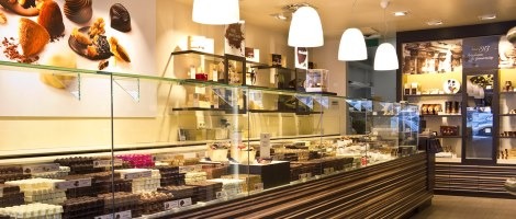 Leonidas habille sa boutique de Louviers de son nouveau concept