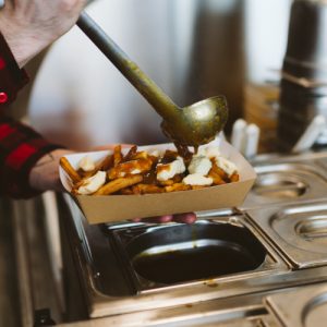 La franchise POUTINEBROS, première poutinerie de France