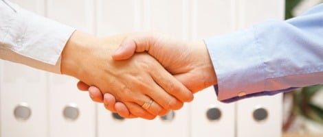 Quelles sont les clauses négociables dans un contrat de franchise ?