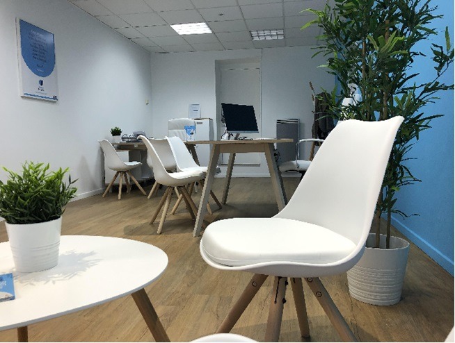 Intérieur agence franchisée Centre Services Dieppe