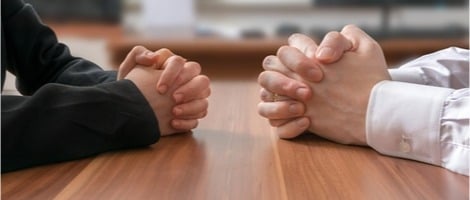 Comment négocier les clauses d’un contrat de franchise ?