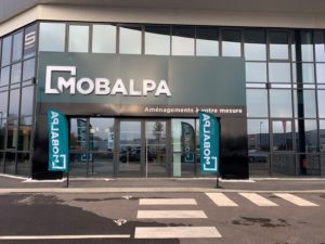 Un couple de franchisés Mobalpa s’implante à Beauvais