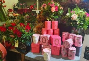 La franchise Au Nom de la Rose collabore avec Thé & Beauté by Ladurée