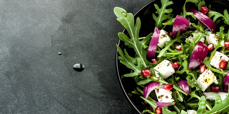 Ouvrir un bar à salade : 2 franchises qui recrutent !