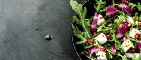 Ouvrir un bar à salade : 2 franchises qui recrutent !