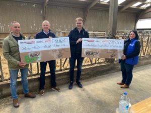 Intermarché reverse une importante prime aux éleveurs laitiers