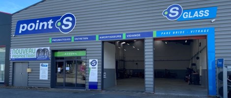La franchise Point S ouvre une nouvelle baie S Glass