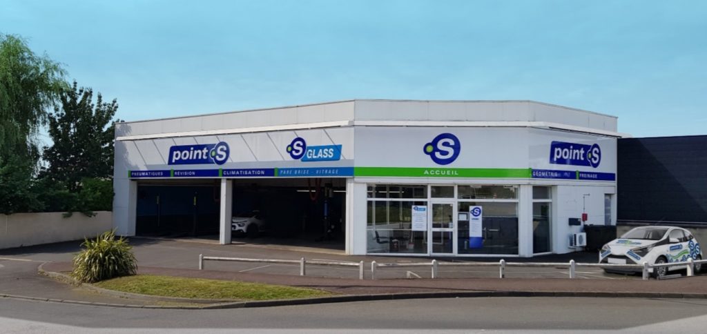 Intégrer un réseau solide en devenant chef d’entreprise Point S