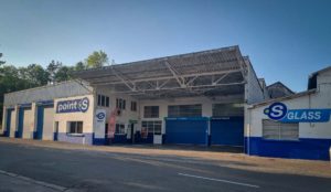 Passionné par l’automobile, il rejoint le réseau Point S et ouvre son centre !