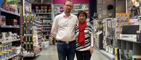 Jeanne et Éric Gainon, les nouveaux dirigeants du Bricomarché de Challans