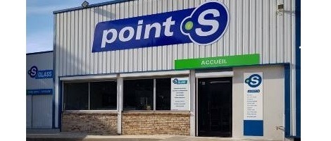 Depuis toujours dans le secteur automobile, il ouvre sa franchise Point S