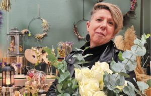 Portrait de Karine Patour, franchisée le Jardin des Fleurs à Saintes