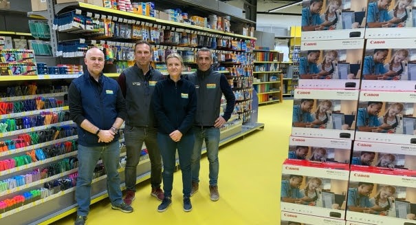 Trois associés ouvrent leur franchise Bureau Vallée à La Garde