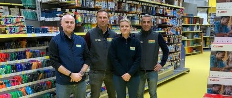 Trois associés ouvrent leur franchise Bureau Vallée à La Garde