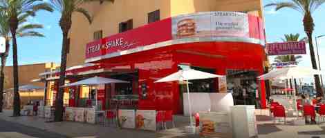 Le restaurant Steak ‘n Shake d’Ibiza démarre sa saison estivale