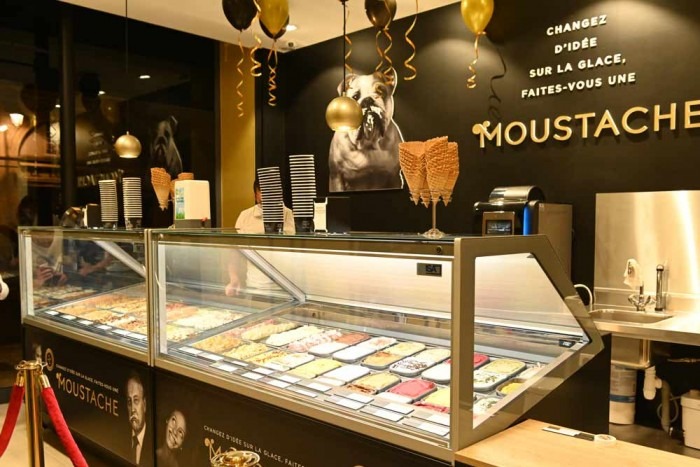 Moustache déploie son concept de glaces artisanales
