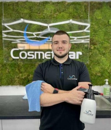 Antony Courtois, licencié cosméticar à Rouen